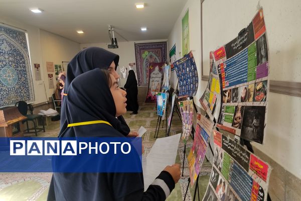 برپایی نمایشگاه «دختران نجابت» در دبیرستان شهیدان مشتاقیان ناحیه ۳ شیراز