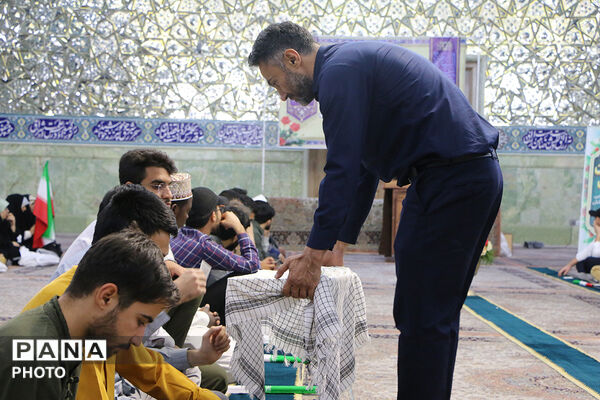 جشن ازدواج طلبگی ۲۰۰ زوج در حرم حضرت معصومه(س)