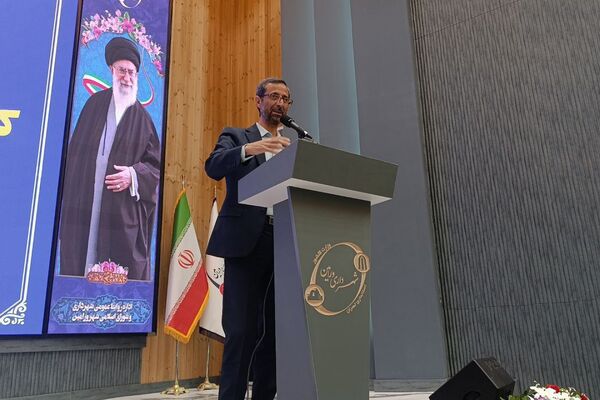 نشست فصلی مدیر منطقه با مدیران مدارس؛ تأکید بر هماهنگی و ارتقای کیفیت آموزشی