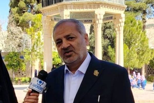 شیراز، بستری برای تقویت هویت ملی دانش‌آموزان است