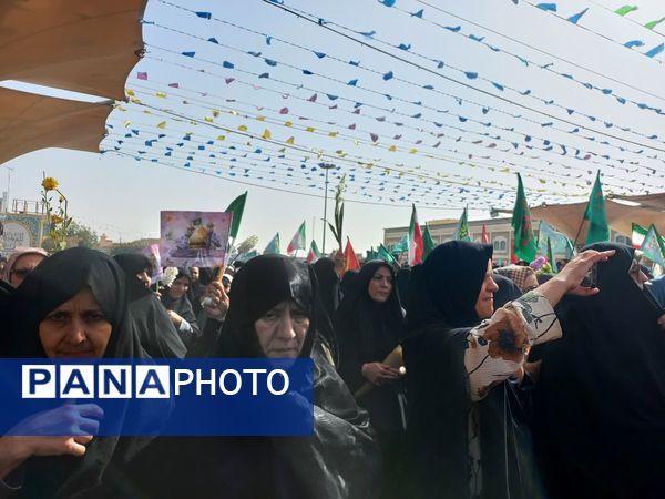 کاروان نمادین سالروز ورود حضرت معصومه(س) به قم 