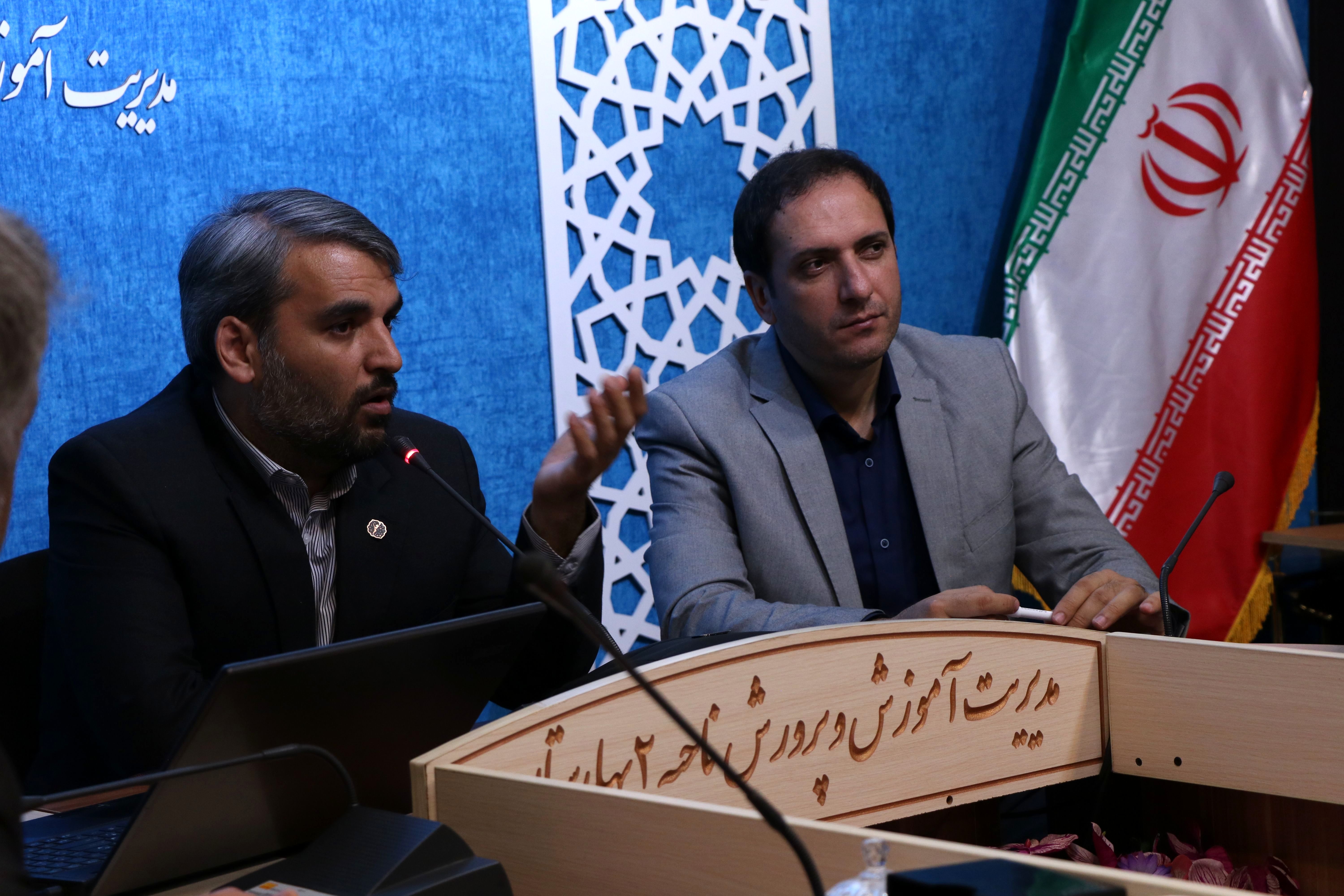 پیگیری و استمرار قدم در مسیر کارهای اداری، تنها راه نتیجه‌گیری در فعالیت‌ها است