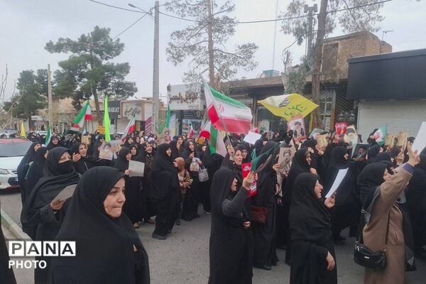 خروش مردم خاورشهر ناحیه یک ری در روز قدس؛ حمایت بی‌دریغ از فلسطین