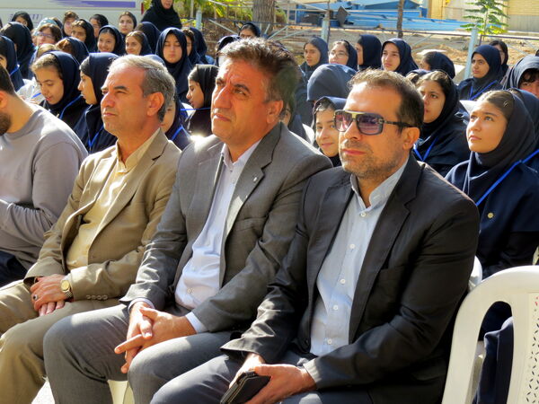 انتخابات همیار مشاور مدرسه دخترانه فرزانگان