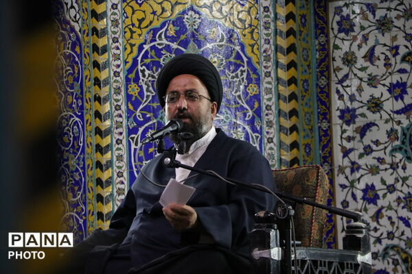 یزد در سوگ عالم ربانی؛ بزرگداشت آیت‌الله سید علیرضا حیدری در روضه محمدیه