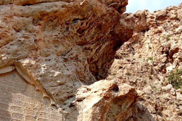 نقش برجسته تیمور از آثار باستانی در شهر کازرون 
