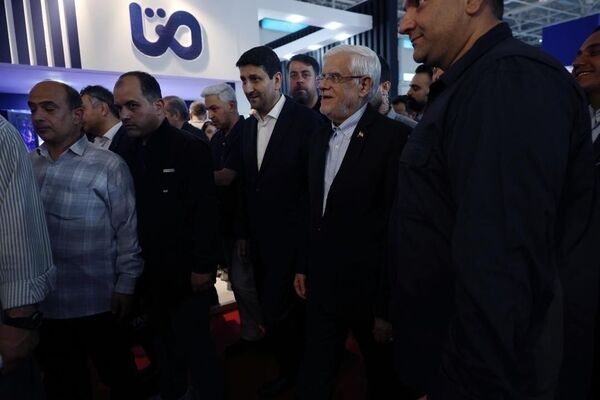 عارف: دولت از بخش خصوصی فعال در حوزه هوش مصنوعی حمایت می‌کند
