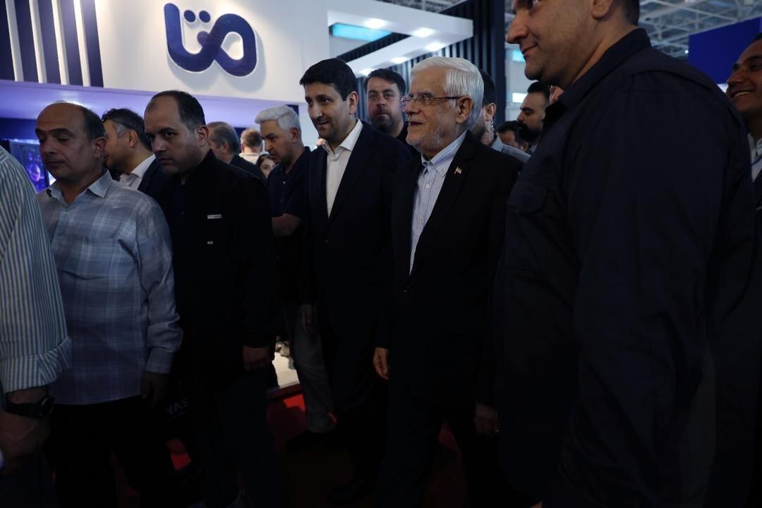 عارف: دولت از بخش خصوصی فعال در حوزه هوش مصنوعی حمایت می‌کند
