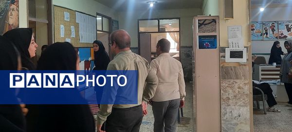 بازدید از عملکرد دانش‌آموزان ثمین آشخانه