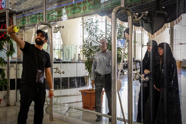 اعزام مسافران اربعینی از فرودگاه شهید بهشتی اصفهان به نجف اشرف