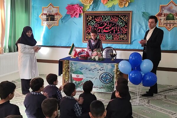 افتتاحیه «سفیران سلامت» در دبستان شهید قلنبر ناحیه دو شهرری 
