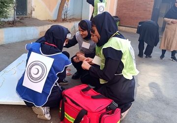  مانور زلزله در مدارس منطقه رودهن