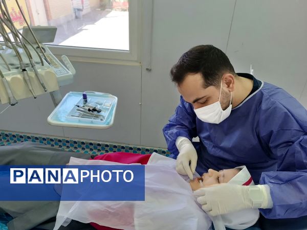 لبخند سالم، مدرسه شاد