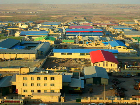 مشوق‌ سرمایه‌گذاری در شهرک‌های صنعتی تا پایان سال تمدید شد