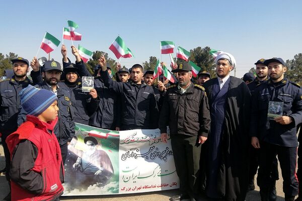 شکوه همبستگی مردم شهید پرور فشافویه در راهپیمایی ۲۲ بهمن