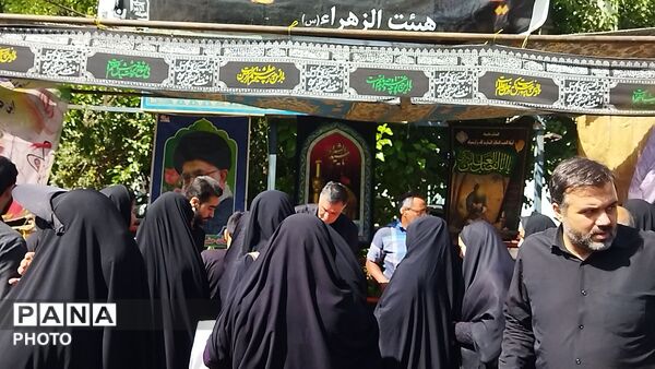 جلوه های از خدمت در پیاده روی جاماندگان اربعین حسینی نیشابور‌ 