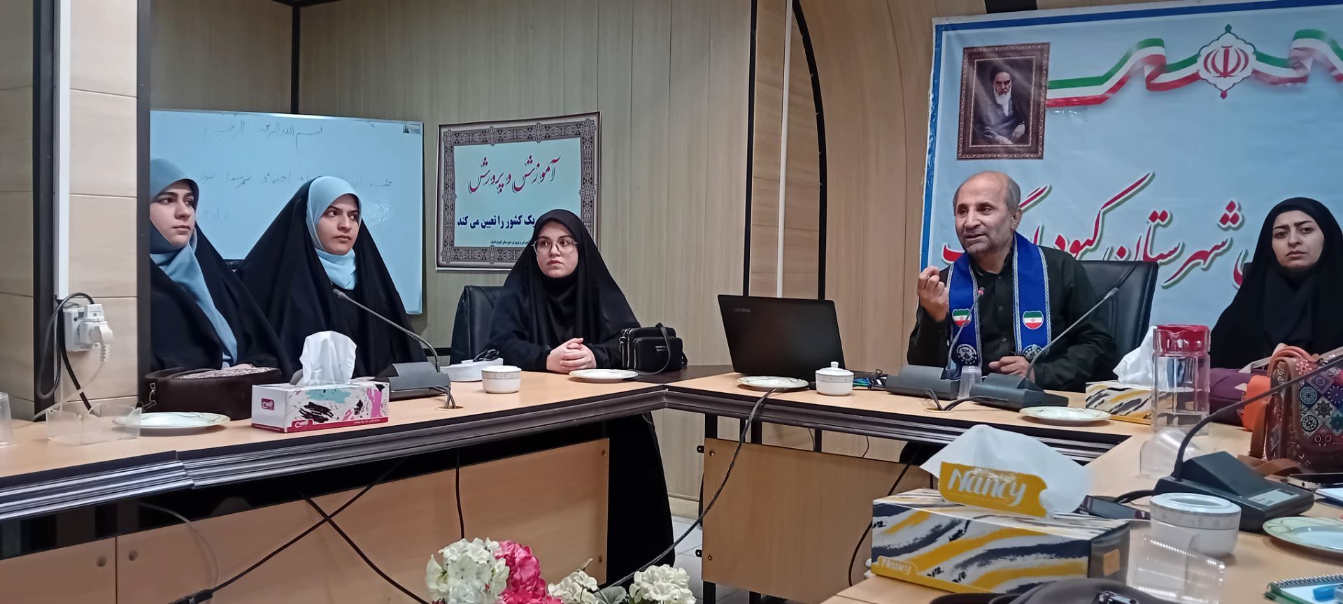 دانش‌آموزان کبودراهنگ با مهارت‌های خبرنگاری آشنا شدند