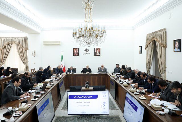 پرونده توطئه با حضور حماسی مردم بسته شد/چگونه این تعداد سلاح وارد کشور شده‌ است؟