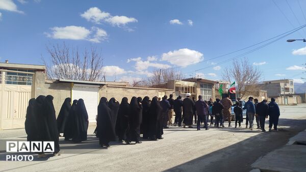 روستای دزک در سوگ ولی امر مسلمین