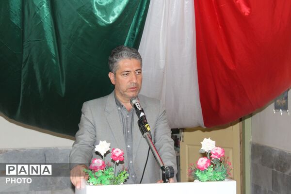 افتتاح زمین چمن مصنوعی در مدرسه شهید صفدری سه گنبد 