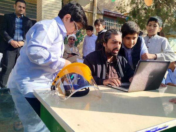 برگزاری مسابقات موشک آبی در کاشمر