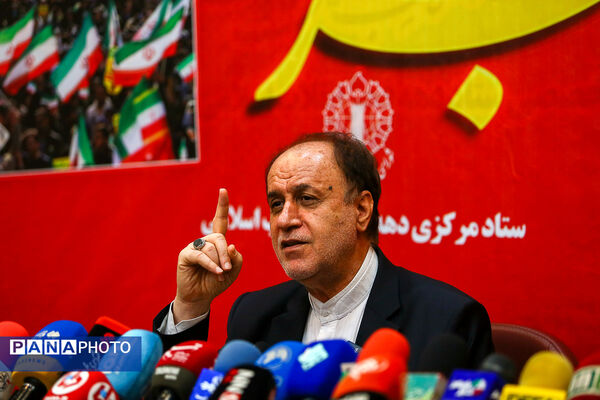 نشست خبری رئیس ستاد مرکزی دهه فجر