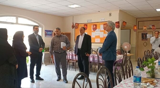 جلسه هم اندیشی معاونین و کارشناسان حوزه آموزش متوسط قطب شهید کاوه
