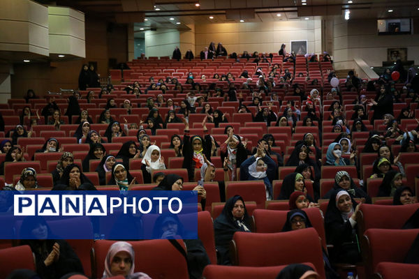 جشن بزرگ دختران آفتاب آستان قدس رضوی در تبریز