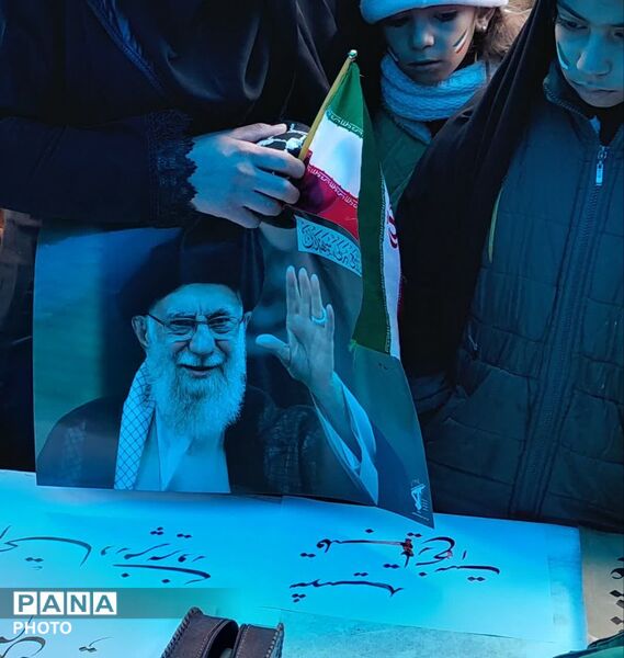 حضور پُررنگ هنرمندان در راهپیمایی روز جهانی قدس