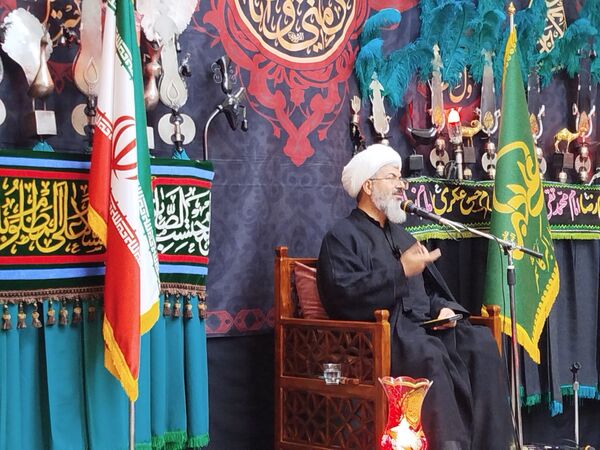محرم؛ فصل عاشقی با اباعبدالله (ع)