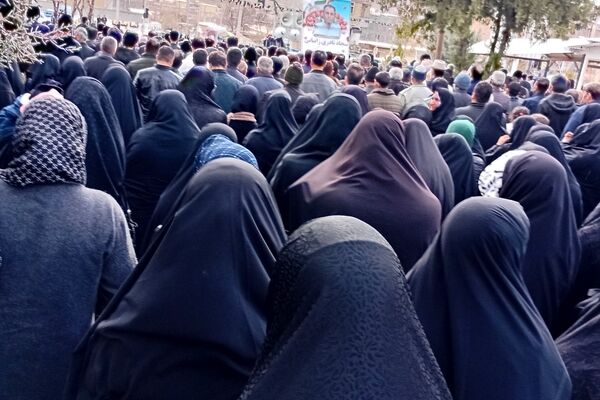 باز هم خون مقدس شهید همه را برای بدرقه فرا خواند