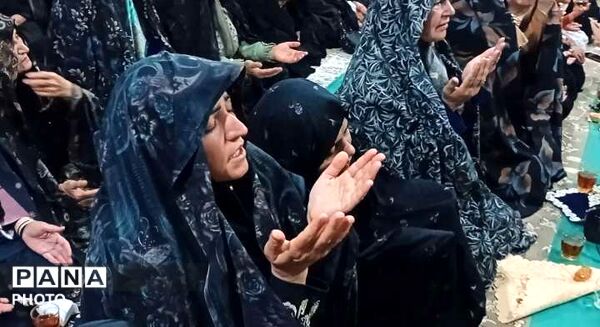 تحویل سالی معنوی در روستای نقاب خلیل آباد