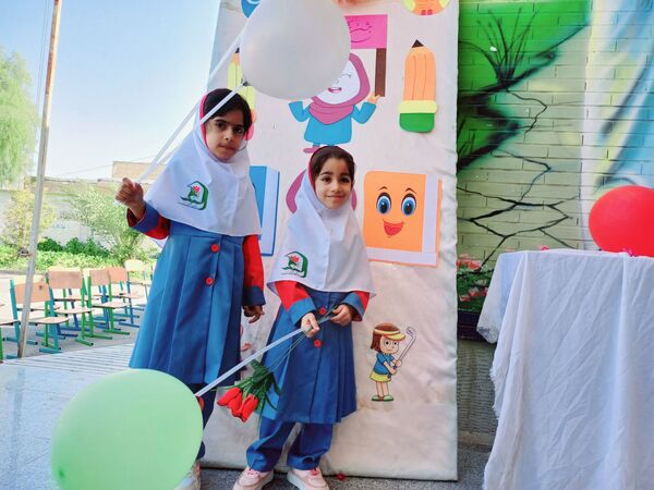 جشن شکوفه‌ها در شهرستان قلعه‌گنج 
