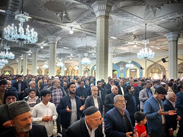 نماز عبادی سیاسی جمعه در زیارتگاه مدرس(ره)