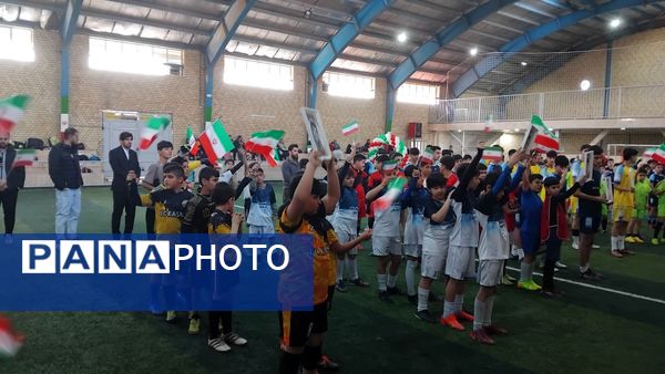 جام اقتدار ایران در مدارس شهرستان نظرآباد