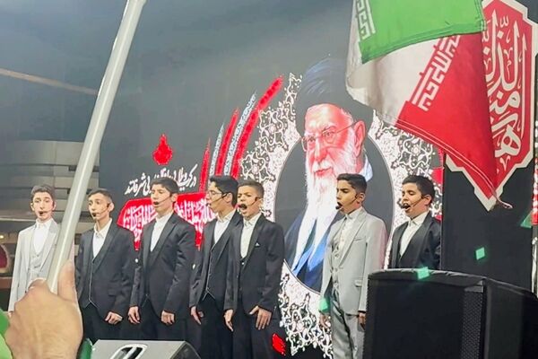 وقتی شهر برای معلمانش می‌ایستد ؛ آیین تجلیل از معلمان نمونه منطقه ۴