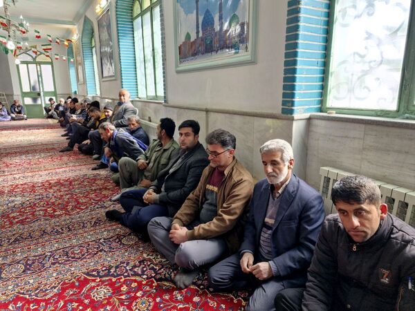 حماسه حضور گرم مردم بلده در سرمای زمستان 