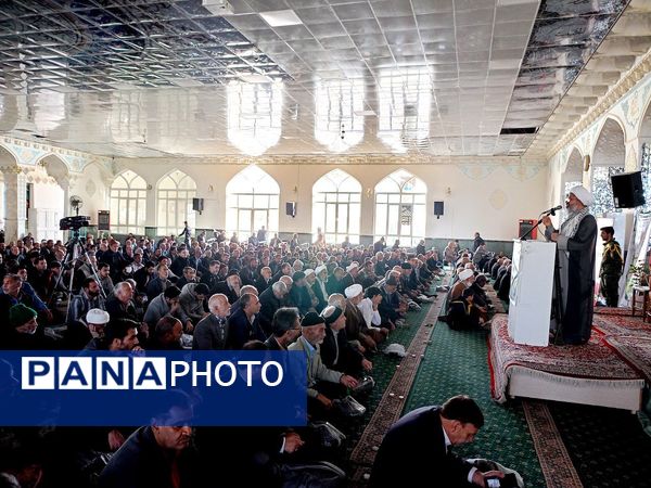 نماز جمعه در کاشمر