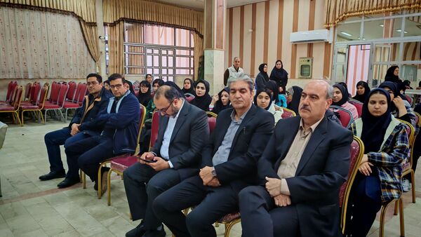 مسابقات ورزشی شطرنج دانش آموزان دوره دوم