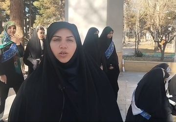 حضور دانش آموزان انجمن اسلامی در مزار شهدای گمنام