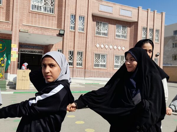 مسابقات خانوادگی در مدرسه پورشهریاری