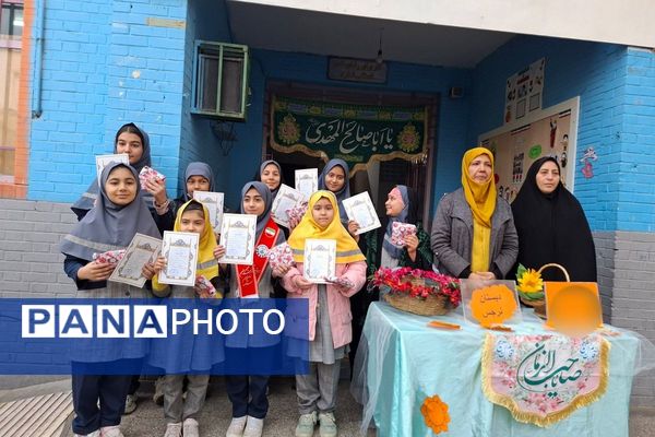 جشن میلاد آقا امام زمان(عج ) در دبستان نرجس بهارستان دو