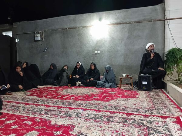 عزاداری بانوان روستای نقاب در ایام محرم