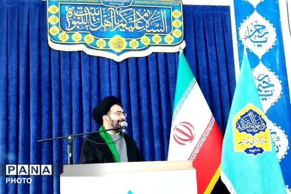 تجلی بندگی در صفوف به‌هم‌پیوسته؛ فشافویه در عید قربان یکپارچه غرق در نیایش شد