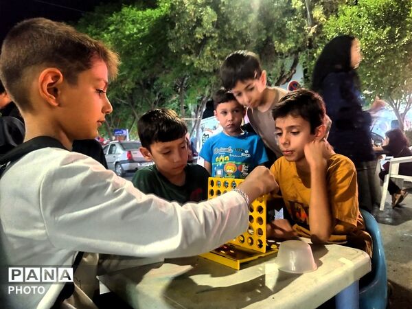 دوربین خبرنگاران پانا به سوی کودکان موکب فرهنگیان 