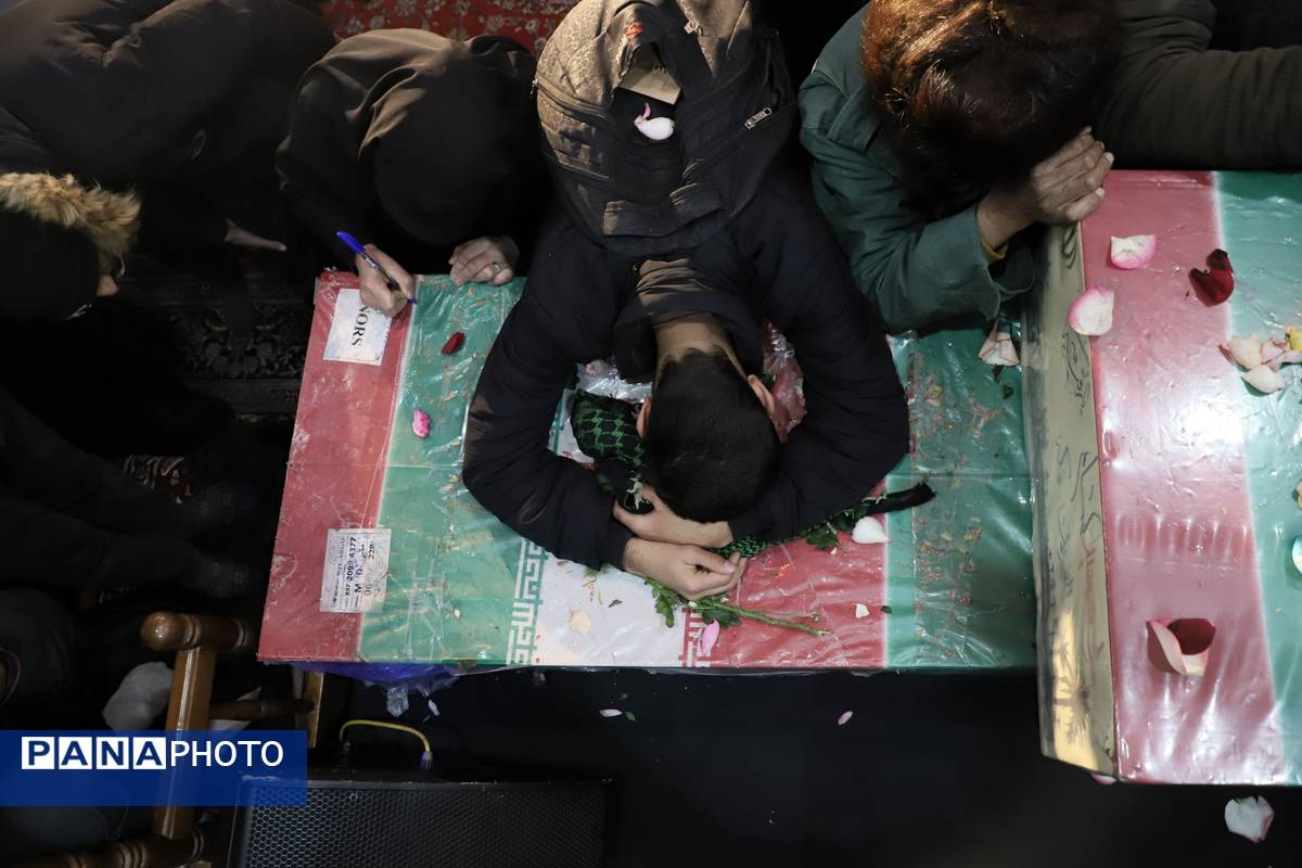 سوگواری و وداع با پیکر پاک شهدای گمنام در مسجد جامع بجنورد