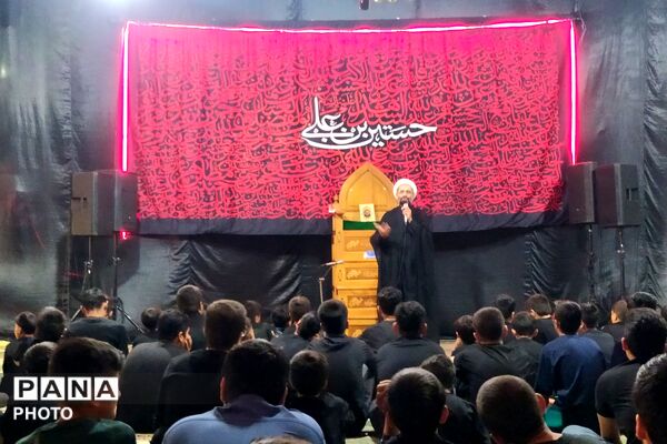 شور حسینی نوجوانان پیشتاز ارسنجانی در سوگواره «احلی من العسل»