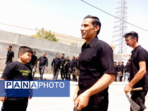 برگزاری تاسوعا حسینی در روستای بزنجرد