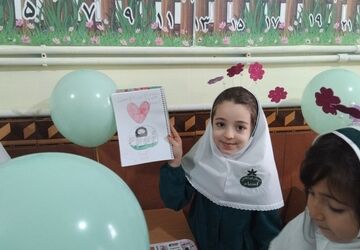 شکفتن شکوفه‌های کلاسی در اهر