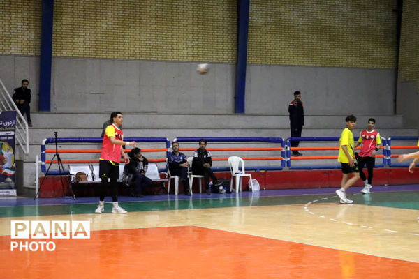 آغاز اردوی انتخابی تیم ملی هندبال دانش‌آموزی پسران در اصفهان